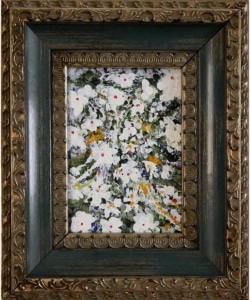 001 Dainty White Flowers